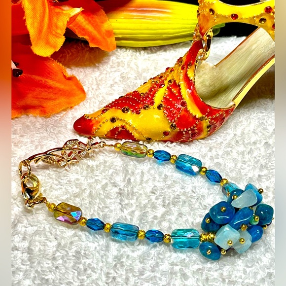 Elegant genuine chip cluster bracelet - Picture 4 of 9